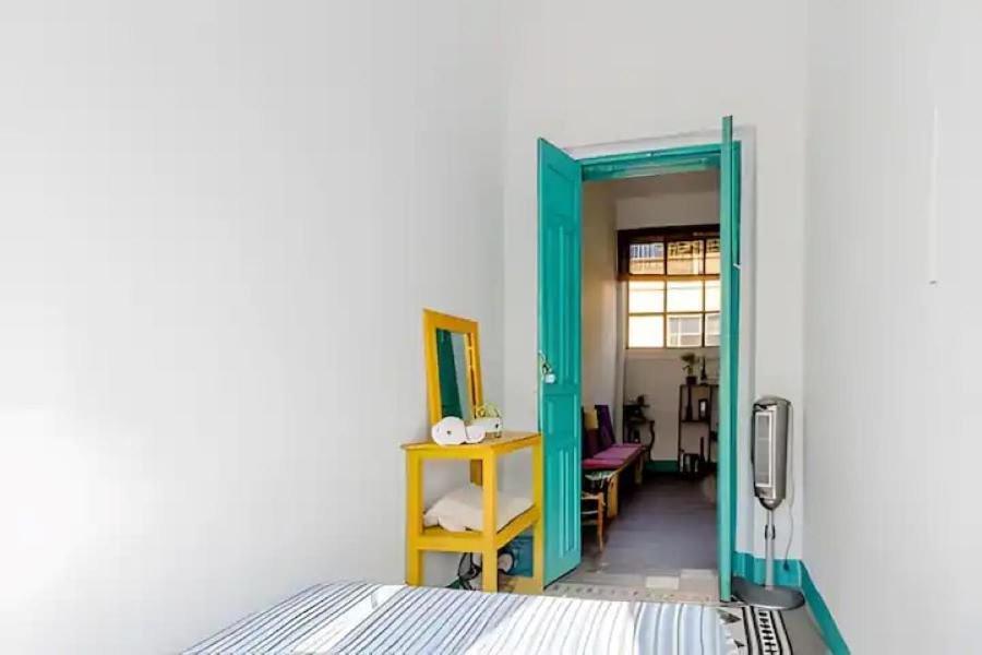 1 Guadalajara Corazon Del Centro Historico Hospedate En Una Casa Antigua En Una Habitacion Sencilla Con Areas Comunes Y Banos Compartidas Exterior photo